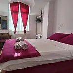 Bed & Breakfast Omir 3*