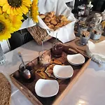 Omir Bed & Breakfast Pola