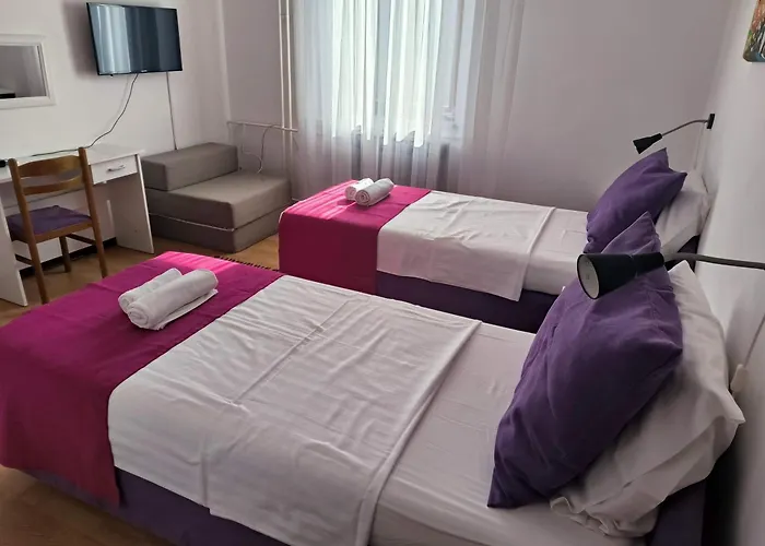 Omir Bed & Breakfast