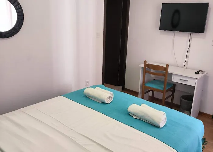 Omir Bed & Breakfast 3*