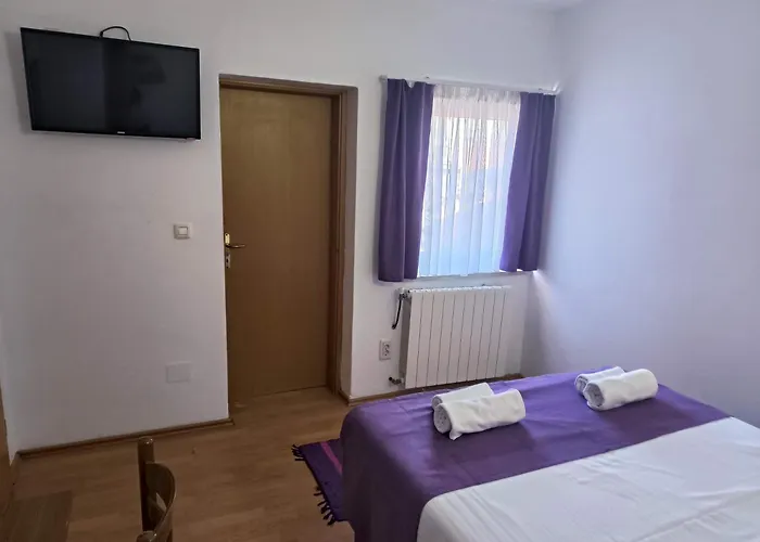 Bed & Breakfast Omir Pula