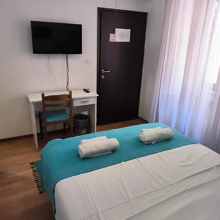 Omir Nocleg ze śniadaniem