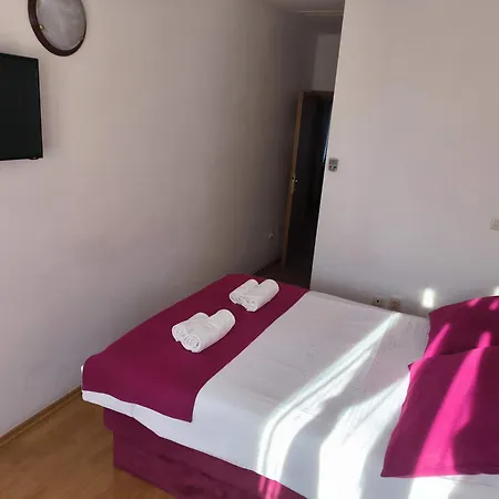 Omir Panzió 3*