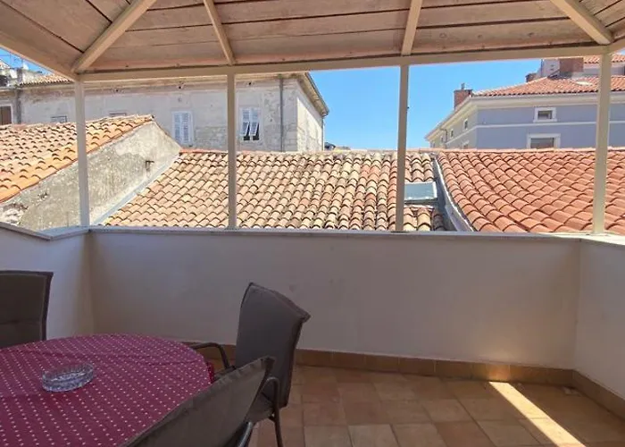 Omir Bed & Breakfast