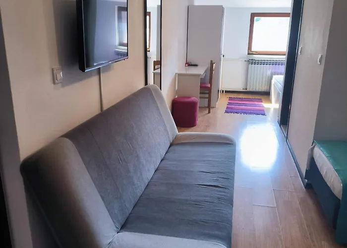 Bed & Breakfast Omir 3*