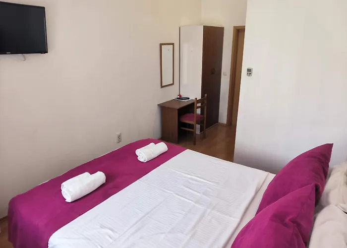 Omir Bed & Breakfast 3*