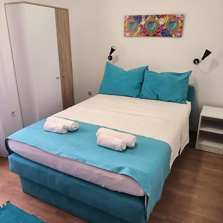 Omir Bed & Breakfast Pula