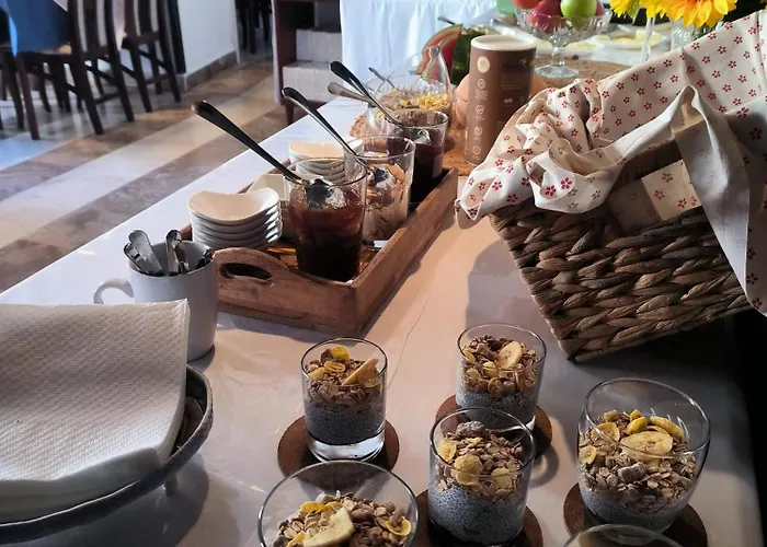 Couette-café Omir Pula